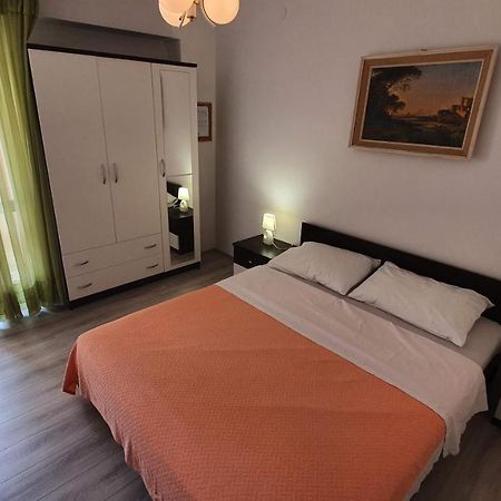 Double Rooms With Terrace Tomica Baška Εξωτερικό φωτογραφία