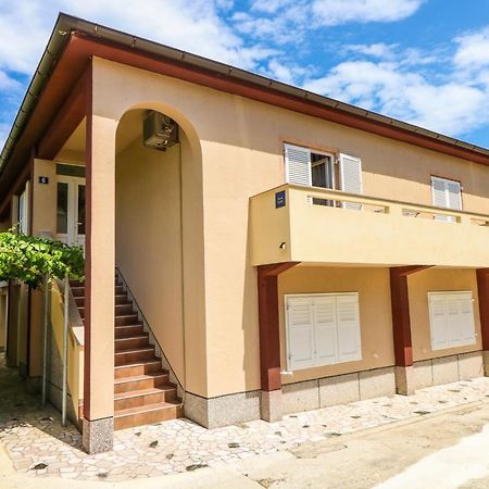 Double Rooms With Terrace Tomica Baška Εξωτερικό φωτογραφία