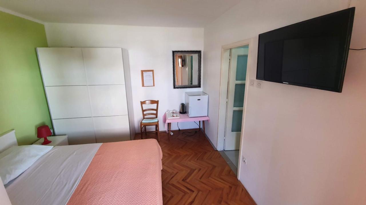 Double Rooms With Terrace Tomica Baška Εξωτερικό φωτογραφία
