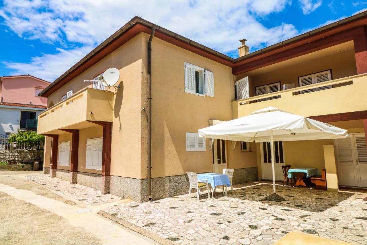 Double Rooms With Terrace Tomica Baška Εξωτερικό φωτογραφία