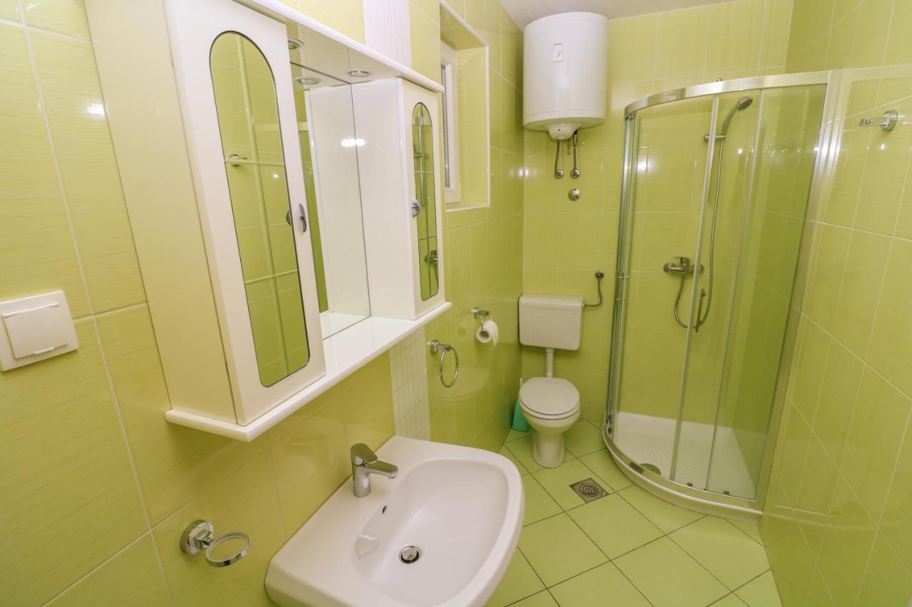 Double Rooms With Terrace Tomica Baška Εξωτερικό φωτογραφία